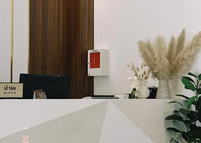 Mer Suites Ha Long Aparthotel